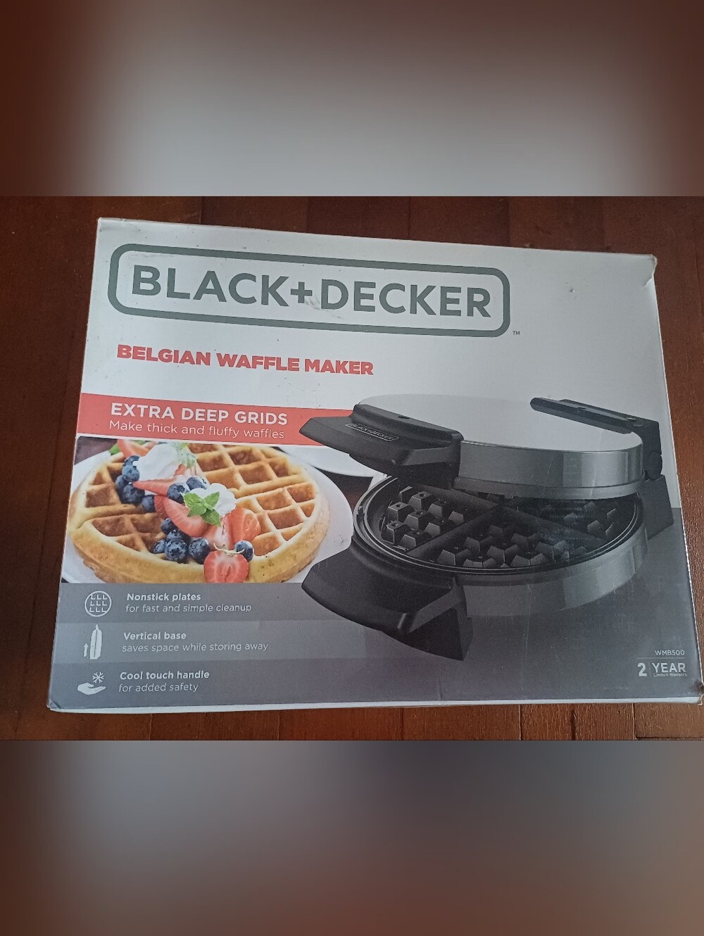 Black & Decker Black Belgian-Style Waffle Maker